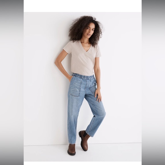 Madewell Pull-On Relaxed Jeans in Beswick Wash - Size Small - Picture 4 of 7